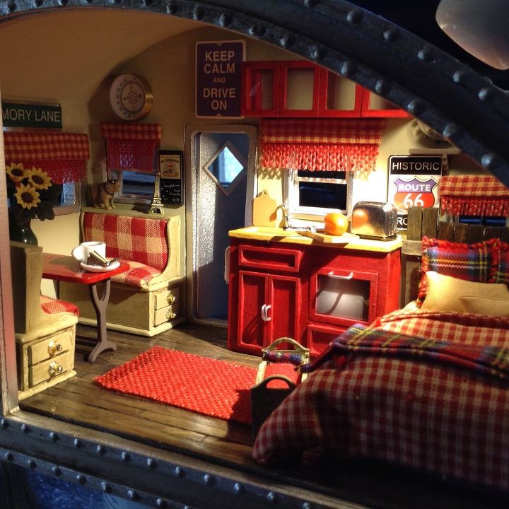 casa de bonecas em miniatura com trailer