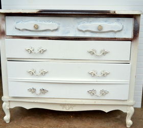 flea market dresser re do, painted furniture, Before not in bad shape just needs a paint job