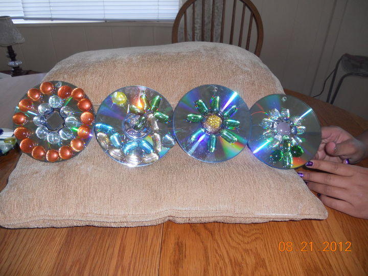 q new creations of cd disc spinners and tiers, crafts, Ocean and palm tree anna