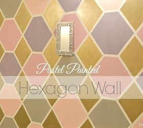 pared hexagonal pintada en colores pastel