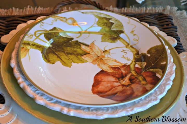 fall tablescape, flowers, gardening, home decor, landscape, outdoor living, Salad plates from William Sonoma