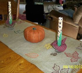 another burlap table runner, crafts, fireplaces mantels, home decor, THEN IT DAWNED ON ME I DON T have a mantle well I sorta have a mantle I just don t have a fireplace that s another story So I did the next best thing and made it into a table runner It was already fringed on the ends