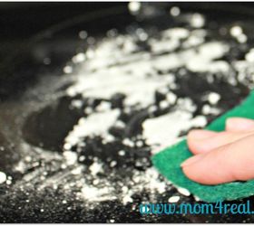 how to clean your ceramic stovetop, appliances, cleaning tips, Baking soda and water paste