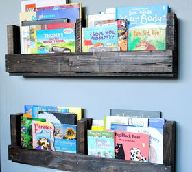 How-To Make a Pallet Bookshelf