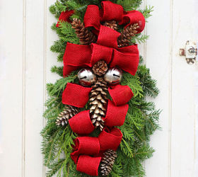 DIY Show Off ~ Brooch Wreath TutorialDIY Show Off ™ – DIY Decorating and  Home Improvement Blog