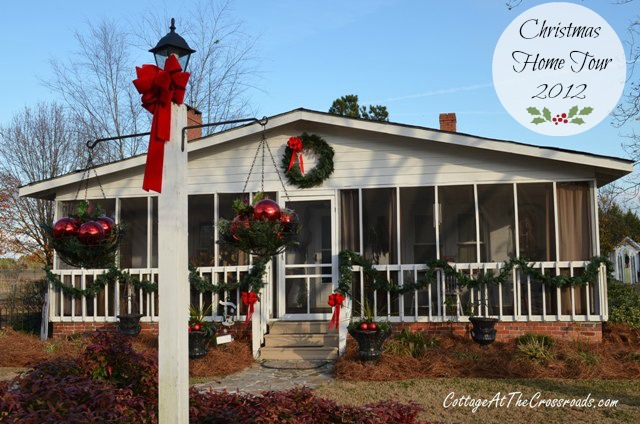 a country cottage decorated for christmas, curb appeal, seasonal holiday decor, Country cottage decorated for Christmas