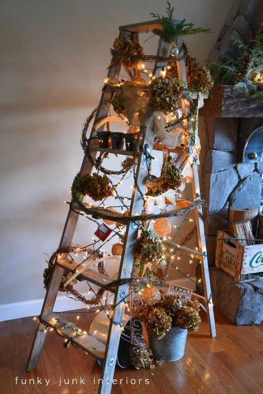 A Treeless Ladder Tree Hometalk A Treeless Ladder Tree Repurposing Upcycling Seasonal Holiday D Cor Theme
