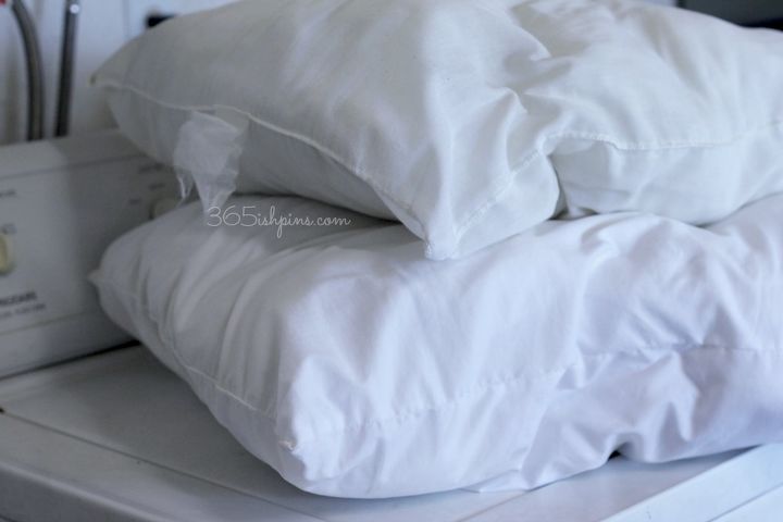 how to wash and whiten pillows, cleaning tips, how to