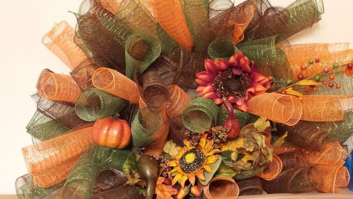 q how to make a deco wreath, crafts, thanksgiving decorations, wreaths