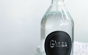 Homemade Glass and Stainless Steel Cleaner