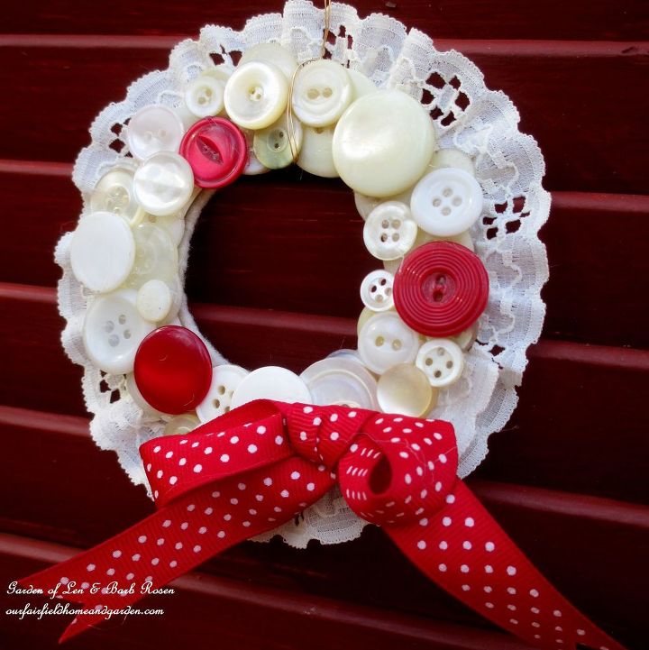 how to make vintage button wreath ornaments, christmas decorations, crafts, seasonal holiday decor, wreaths, Vintage Button Wreath Ornament