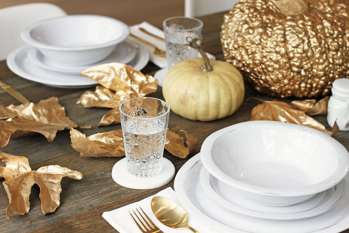 gold inspired thanksgiving table ideas, crafts, seasonal holiday decor, thanksgiving decorations