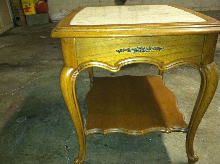 my other craigs list table any ideas on how to paint this one, chalk paint, painted furniture