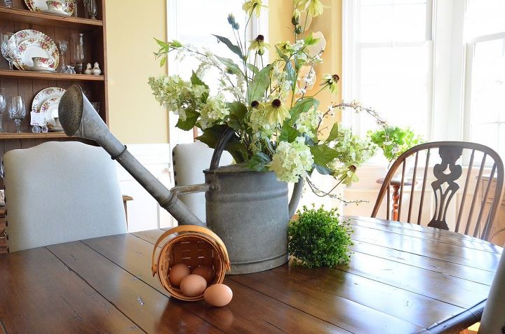 vintage watering can in the dining room, repurposing upcycling