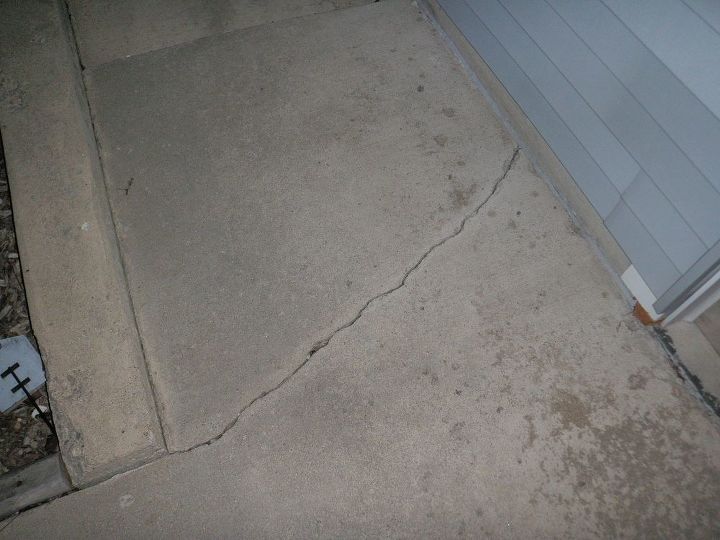 q outside concrete crack, concrete masonry, home maintenance repairs