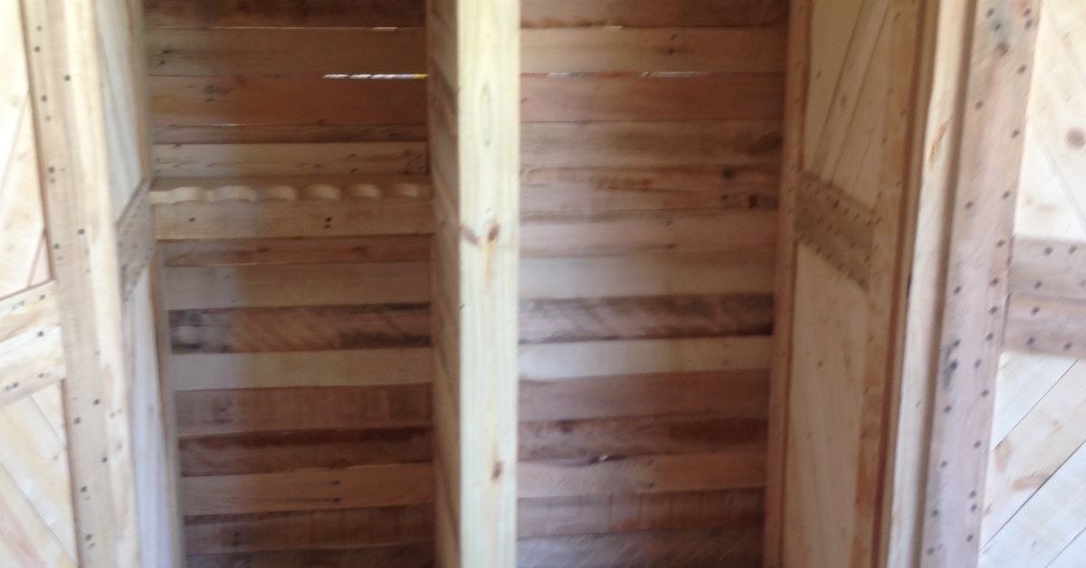 Repurposed Pallet Gun Cabinet Hometalk