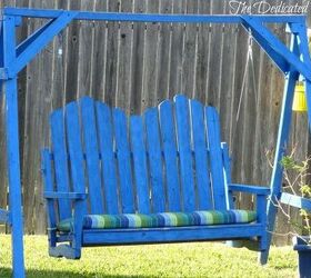 painting outdoor furniture, outdoor furniture, outdoor living, painted furniture, Happy blue