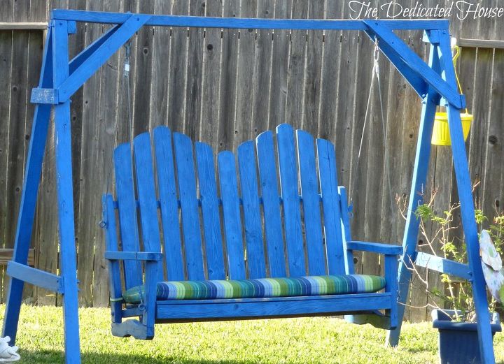 painting outdoor furniture, outdoor furniture, outdoor living, painted furniture, Happy blue