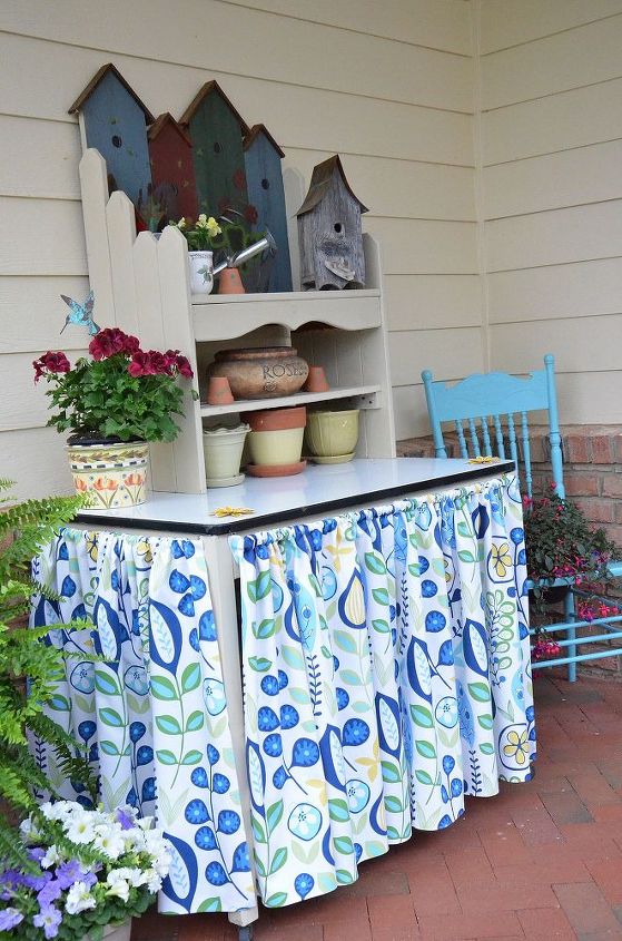 potting bench, flowers, gardening, painted furniture, Fabric from JoAnn Fabrics