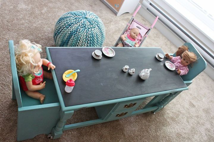 a coffee table re purposed into a kids table, painted furniture