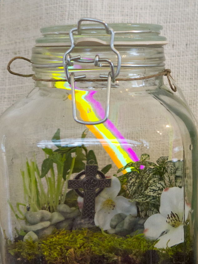 ireland in a jar, crafts, terrarium, add small pebbles flowers and small scale plants as desired