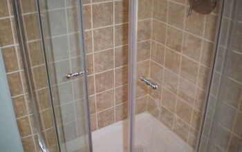 Install new showerhead /accesories with tub