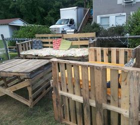 outdoor furniture from pallets, outdoor furniture, outdoor living, painted furniture, pallet, repurposing upcycling