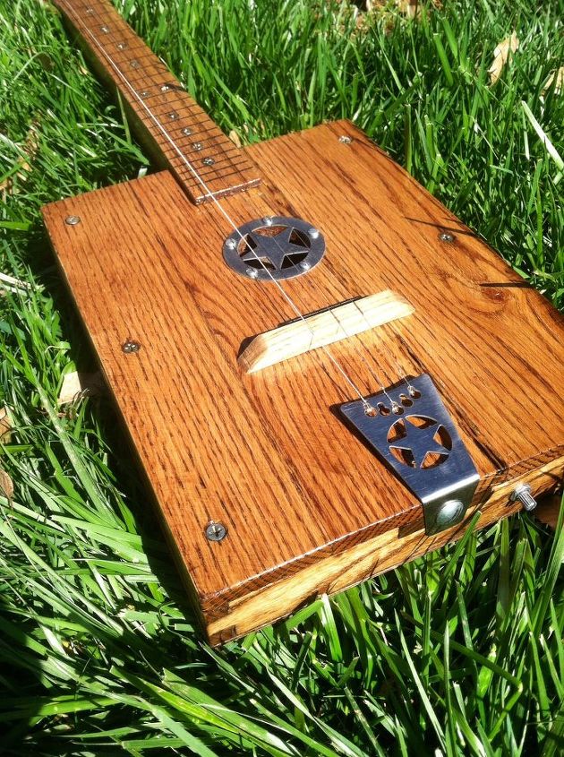 guitarra de madera de palet diy