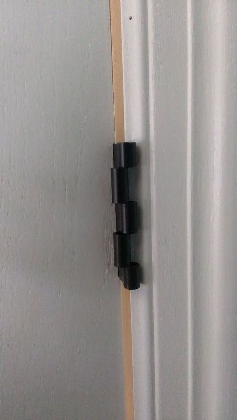 how to fix a door that sticks, The hinge was clearly not balanced with the house