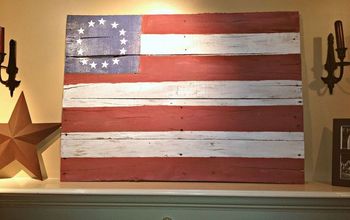 A Pallet Wood Flag Tutorial in Honor of July 4th!