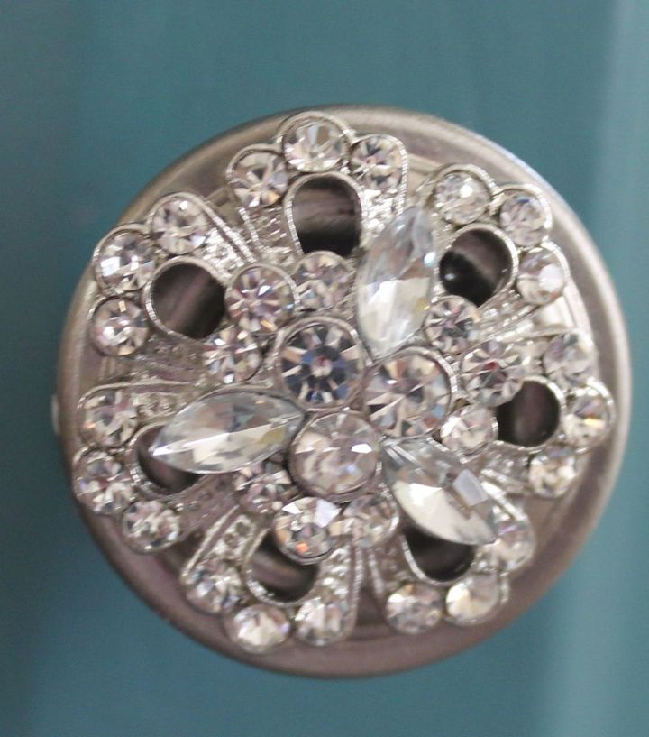 easy diy brooch cabinet drawer knobs, crafts, kitchen cabinets, In just minutes turn your broken jewelry into unique one of a kind drawer or cabinet pulls