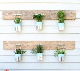s 15 empty tin can hacks that will make your home look amazing, crafts, home decor, repurposing upcycling, Use painted cans for a hanging planter
