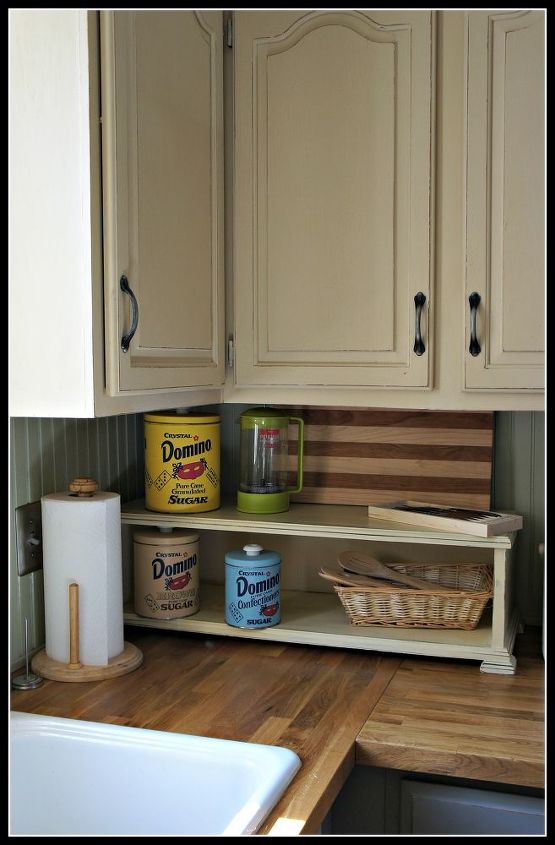 an update on my chalk paint kitchen cabinets, chalk paint, kitchen cabinets, painting, Kitchen Cabinets done in Chalk Paint Old Ochre and French Linen Sealed with Annie Sloan Lacquer