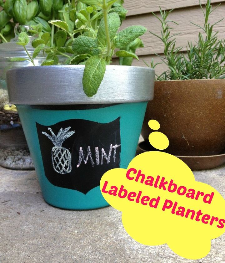 diy painted terra cotta planters, chalkboard paint, crafts, gardening, painting, DIY Labeled Chalkboard Planter