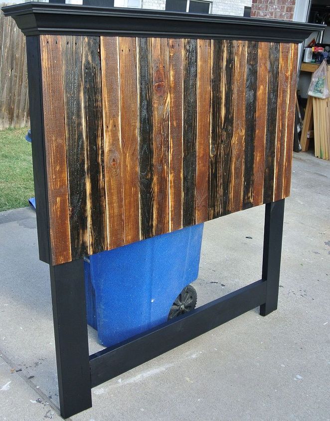 pallet headboard made to fit a full and queen size bed, painted furniture, pallet, repurposing upcycling, woodworking projects