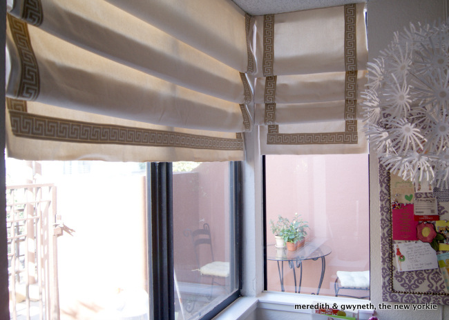 living room window treatment dilemma solved w diy roman shades, home decor