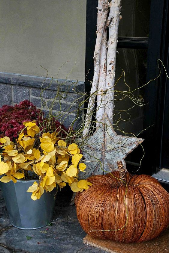 dress up your fall entryway, curb appeal, gardening, seasonal holiday decor