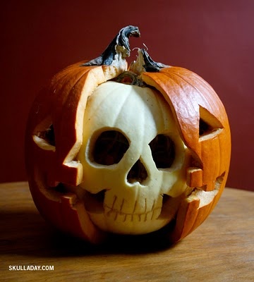 4 great pumpkin ideas, crafts, seasonal holiday decor, Skull inside the pumpkin
