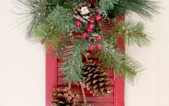 Old Shutter Christmas Door Decoration
