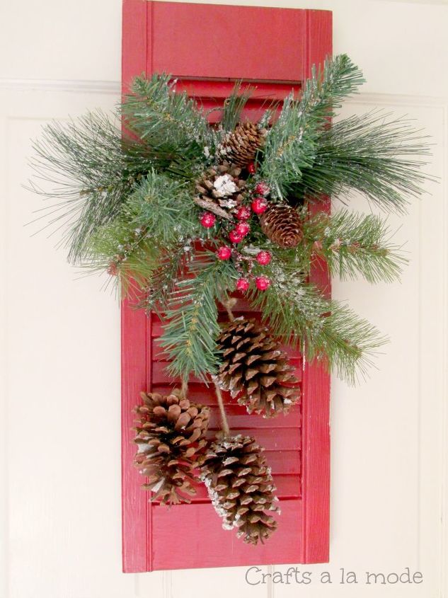 decoracion de la puerta de navidad con postigos antiguos, Producto terminado Colgado en la puerta Espero que os guste A m s