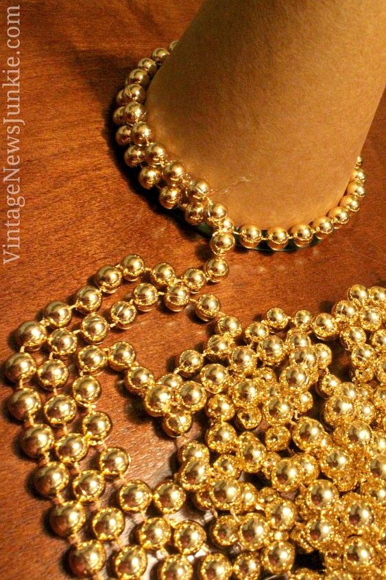 easy peasy diy christmas tree with gold beads, christmas decorations, crafts, seasonal holiday decor, Attach beads all the way around I got mine at the dollar store