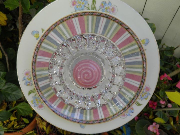 more plate flowers i ve made for gifts and to sell, I love this precious pastel pink flower I hope I can find some more of these plates