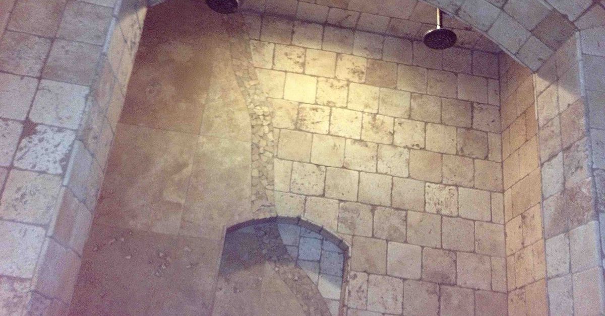 Travertine Shower Ideas / Https Encrypted Tbn0 Gstatic Com Images Q Tbn