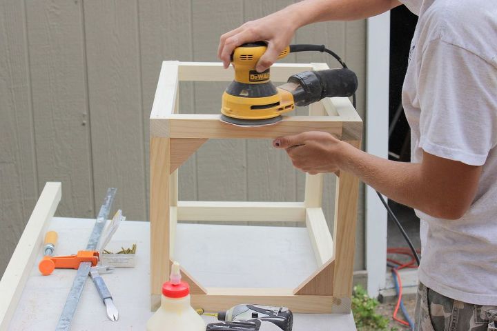 diy coffee end table, diy, home decor, how to, painted furniture, woodworking projects, Sanding the end table frame