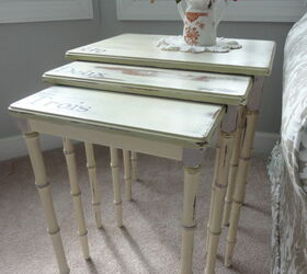 now you can see the pretty bamboo styled legs, painted furniture