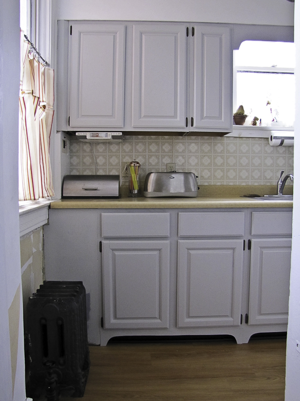 How To Make Your Kitchen Cabinets Look Built In Using Scrap Wood
