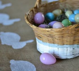 easter bunny burlap table runner, crafts, easter decorations, seasonal holiday decor, Easter Bunny Burlap Table Runner