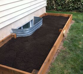 diy-garden-box-for-a-small-yard-tutorial-diy-gardening-how-to.1.JPG