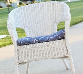 Quick & Easy Wicker Chair Makeover