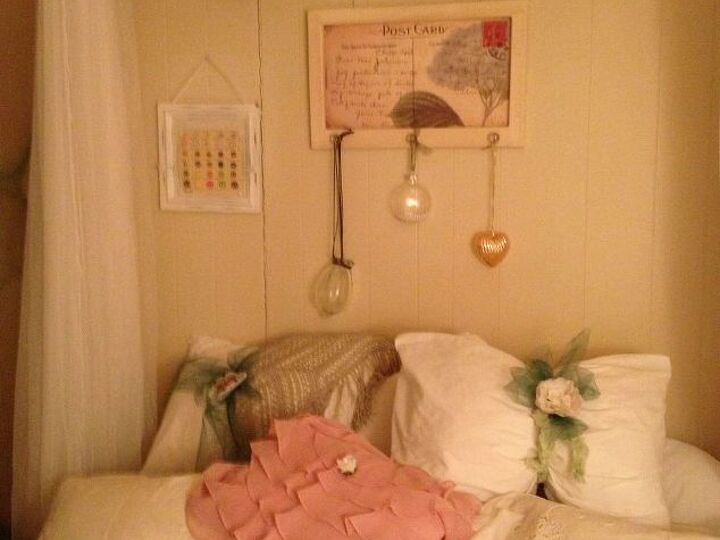 q does this take the place of a head board, bedroom ideas, home decor, painted furniture, wall decor